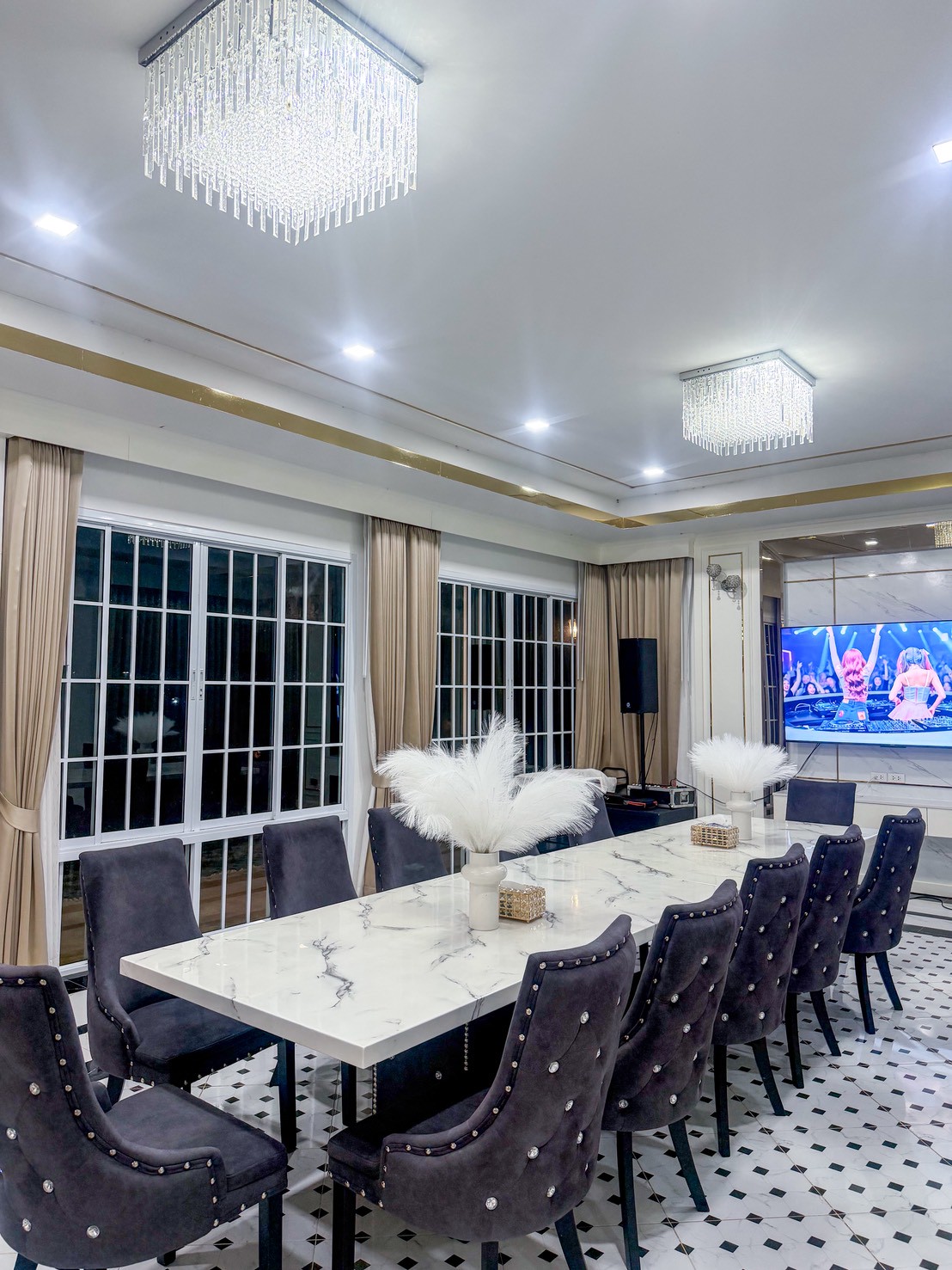 บรรยากาศภายใน