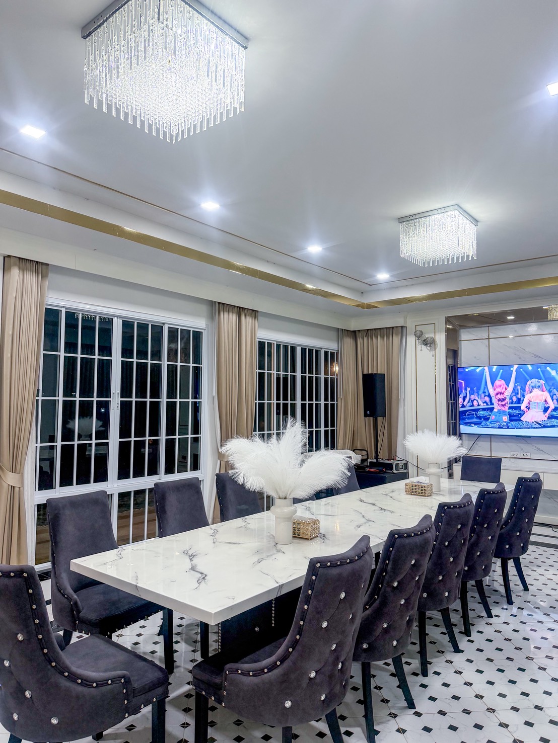 บรรยากาศภายใน